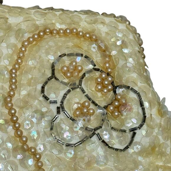 Vintage La Regale Ivory Beaded Sequin Evening Bag Purse - Mother of Pearl Inlay - Picture 4 of 9